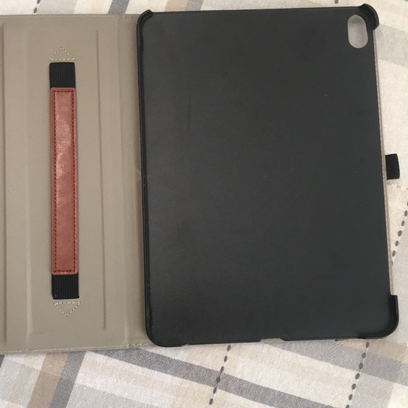 Brown iPad case - Picture 2 of 9